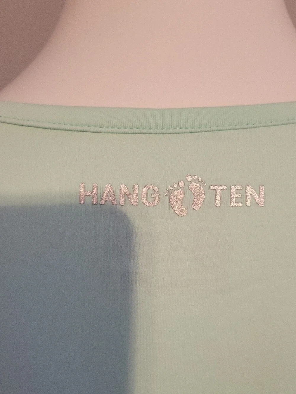 Hang Ten Women's Long-Sleeve Crew Top in Light Mint